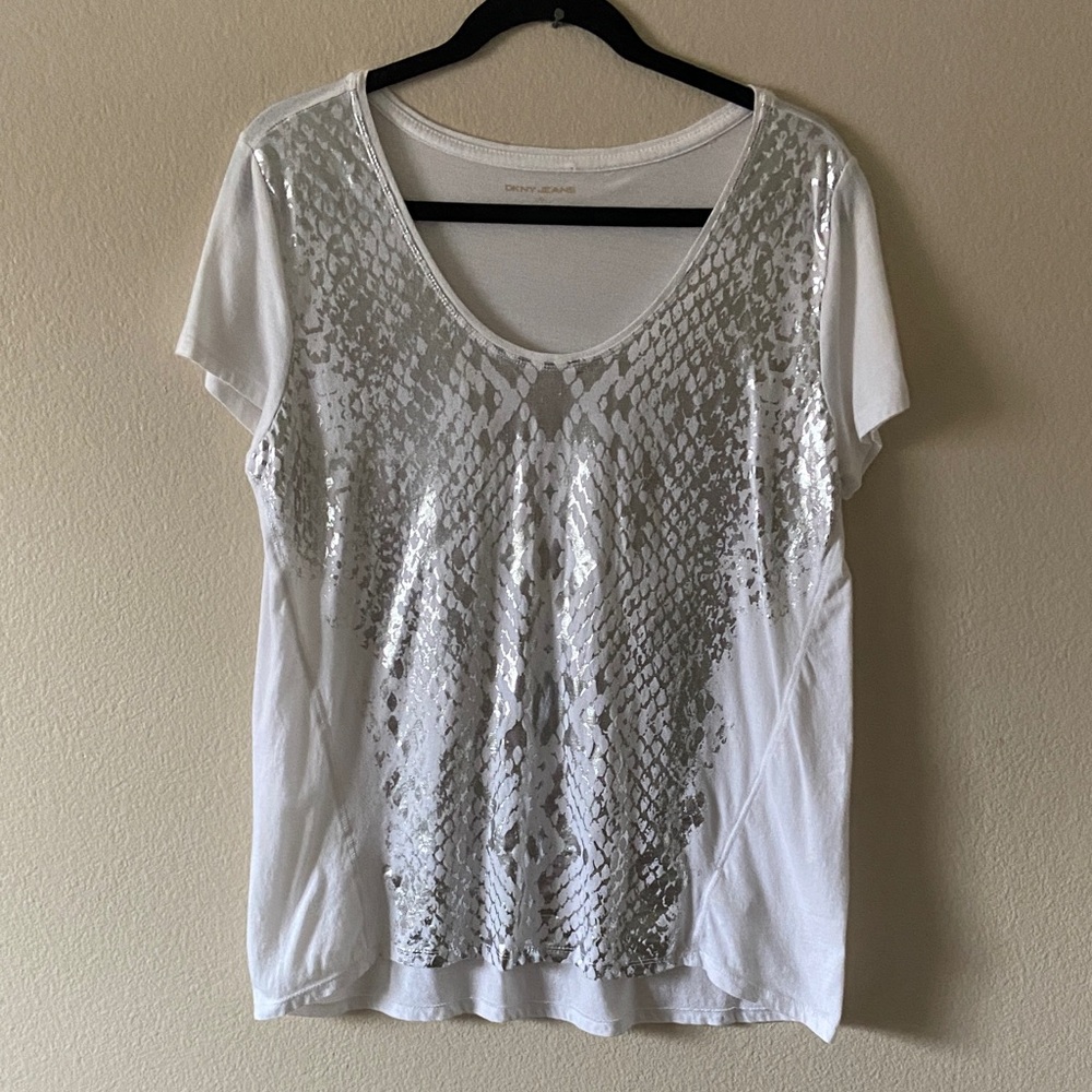 DKNY Jeans White T shirt Silver Metallic Snake Skin